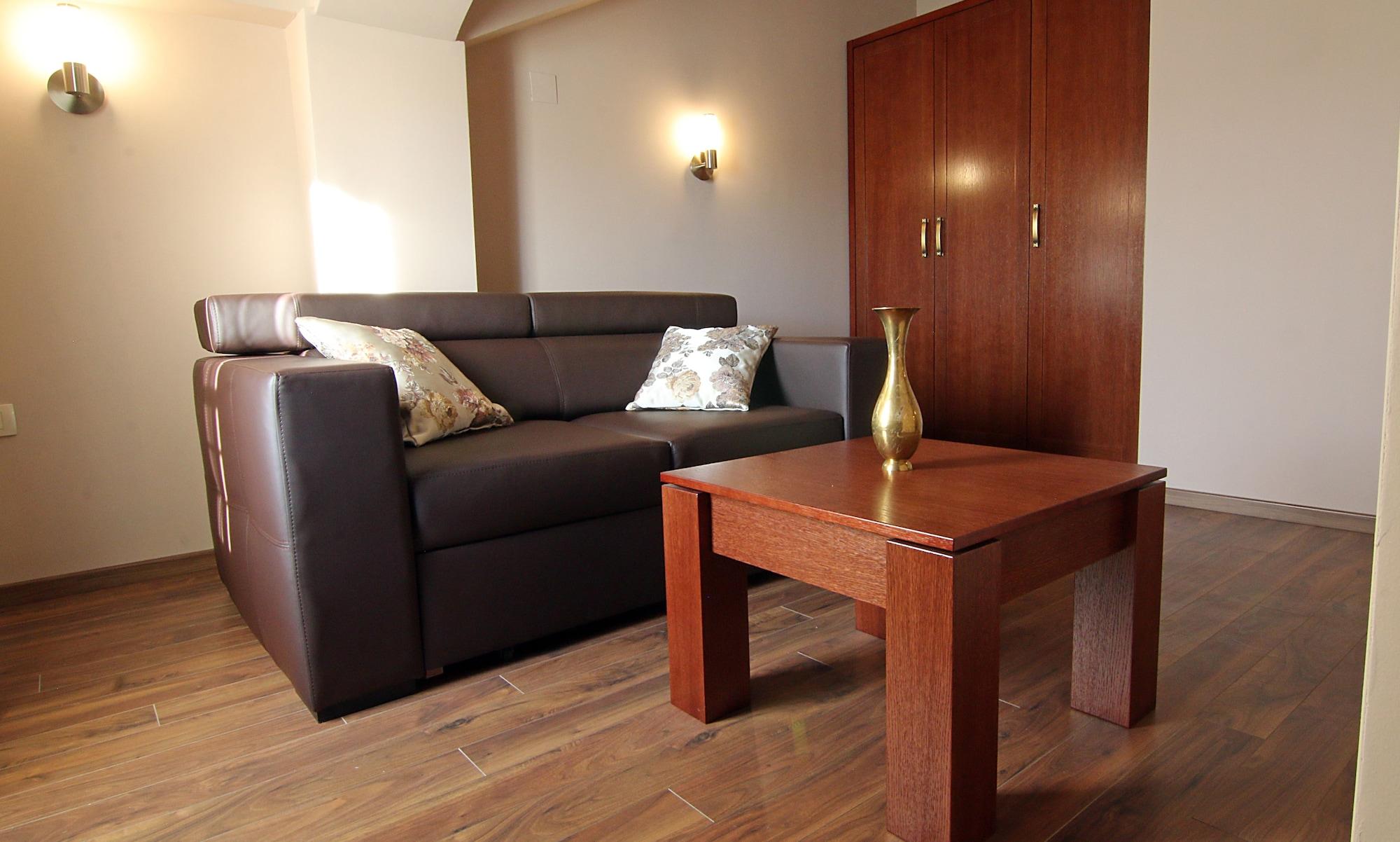 Hotel Vlaho Skopje Bagian luar foto