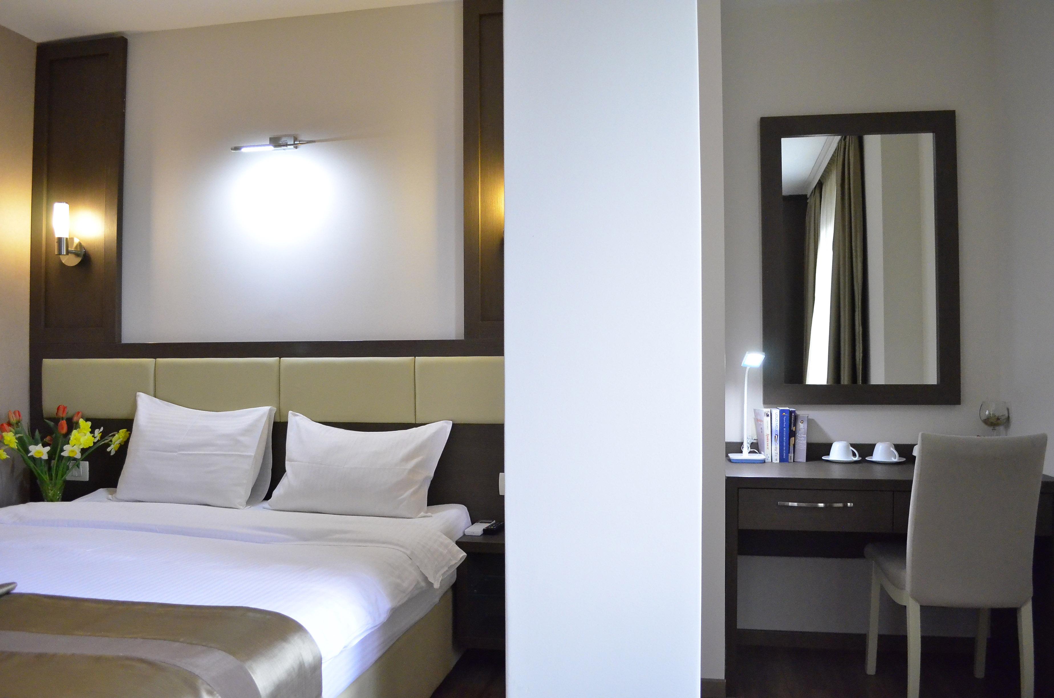 Hotel Vlaho Skopje Bagian luar foto