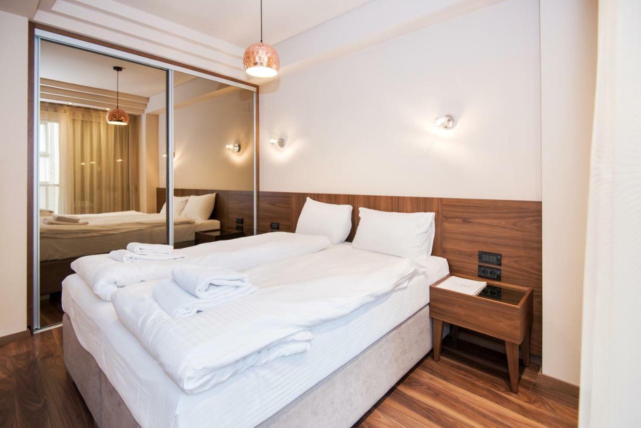 Hotel Vlaho Skopje Bagian luar foto