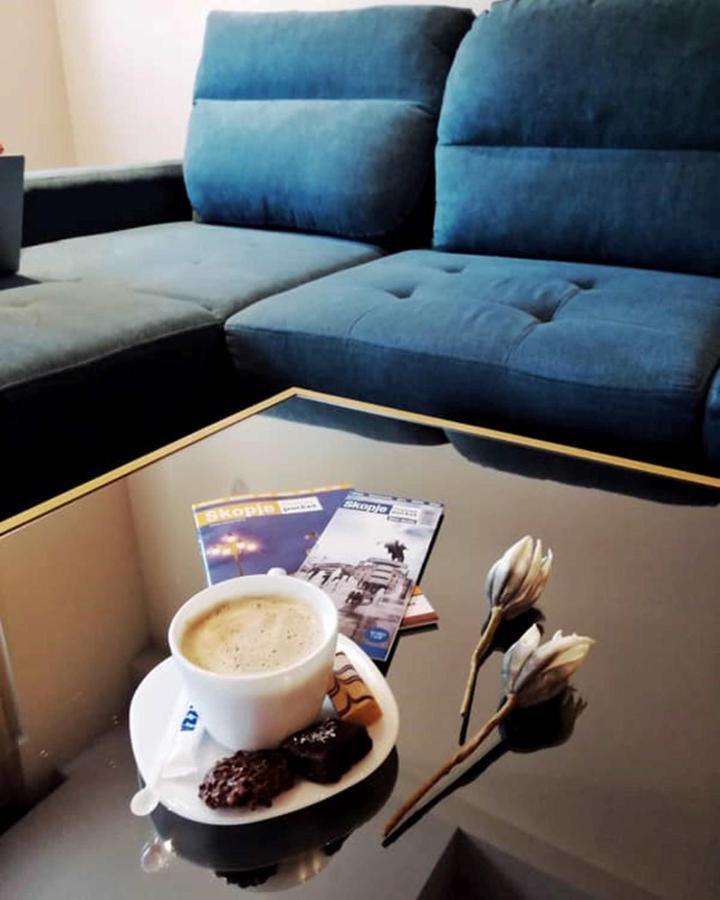 Hotel Vlaho Skopje Bagian luar foto