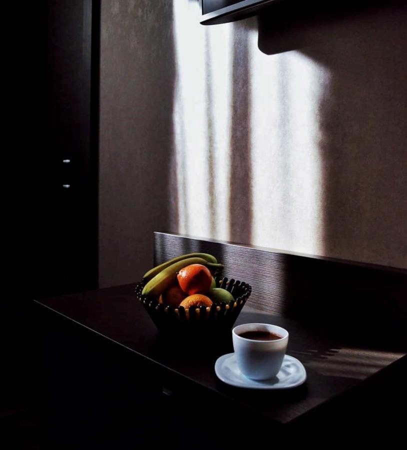 Hotel Vlaho Skopje Bagian luar foto